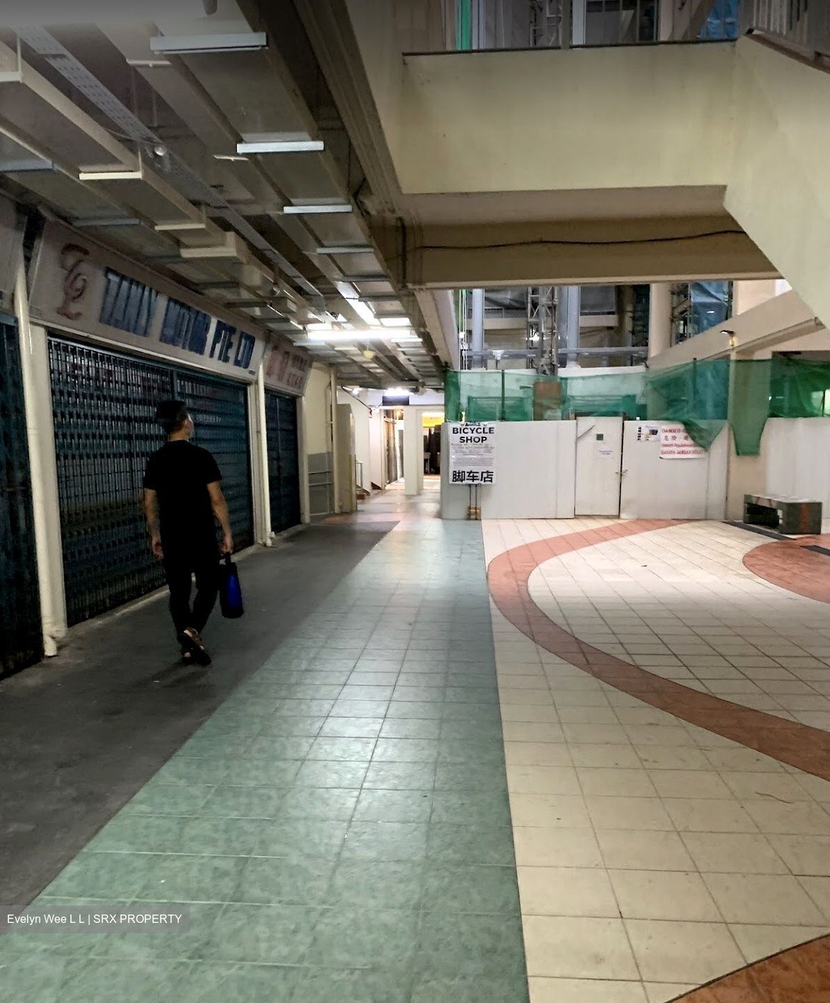 Waterloo Centre (D7), Office #315898411